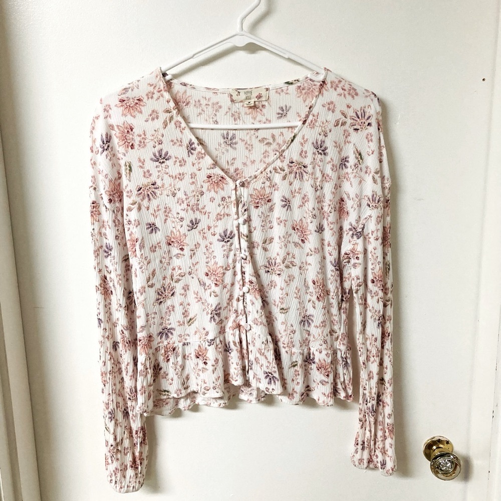 New 💫 Dainty Floral Printed Cropped Blouse